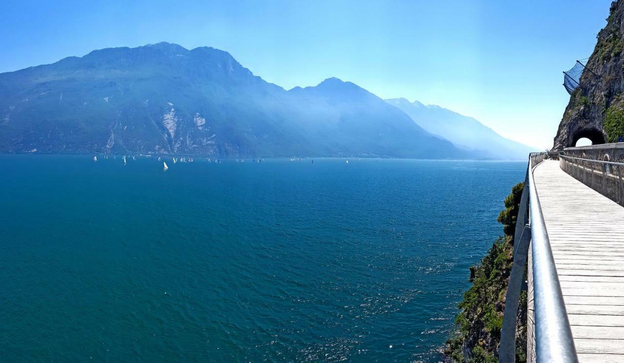 Casa Nonno Sergio Lake View By Gardadomusmea Tremosine 외부 사진